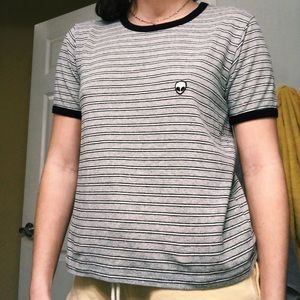 Striped alien cropped t shirt